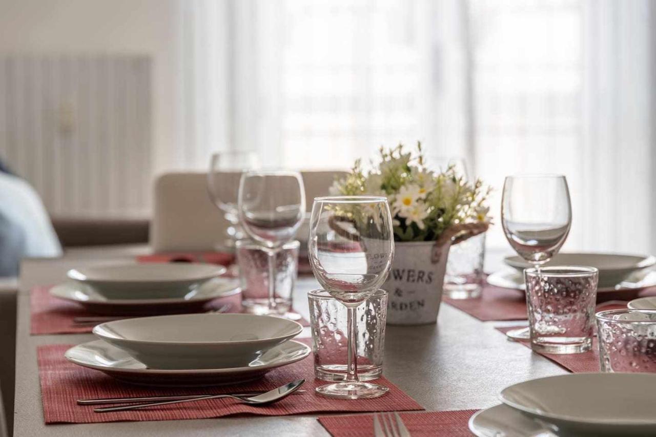 - Parking And Comfort - Spacious Up To 8 Pax Apartment Mailand