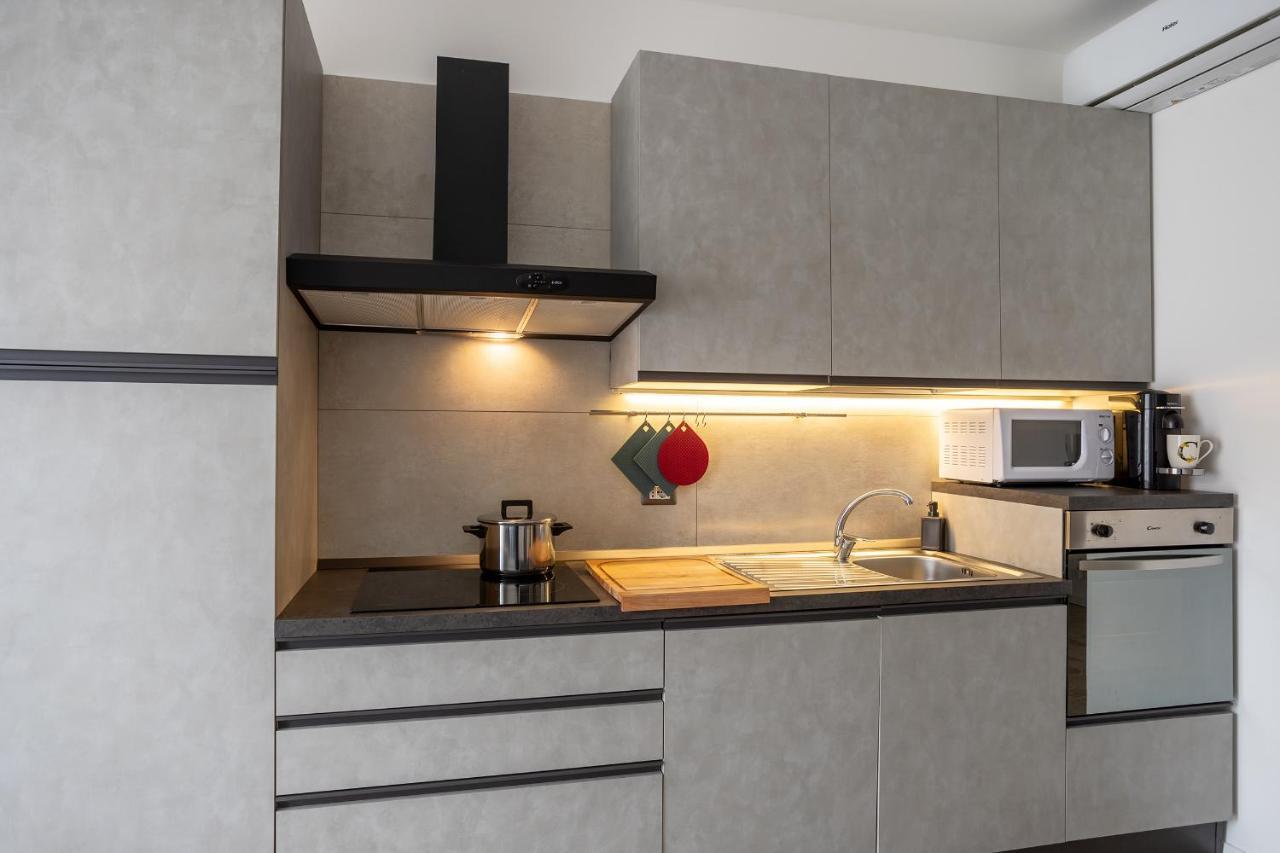 Apartment - Parking And Comfort - Spacious Up To 8 Pax