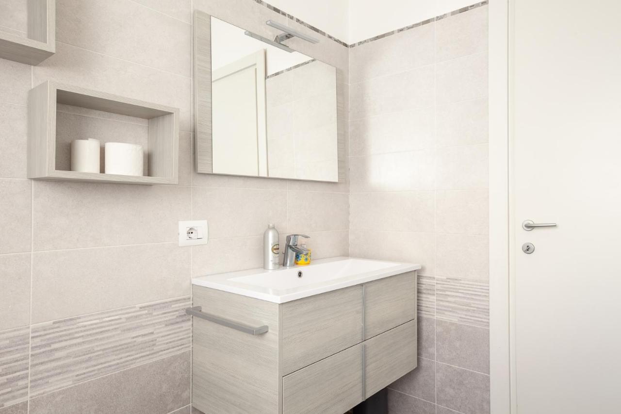 Luxury With Terrace - Forze Armate