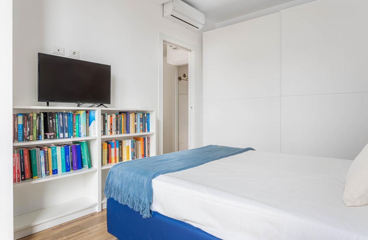 Luxnest I Porta Nuova - Via Pirelli *