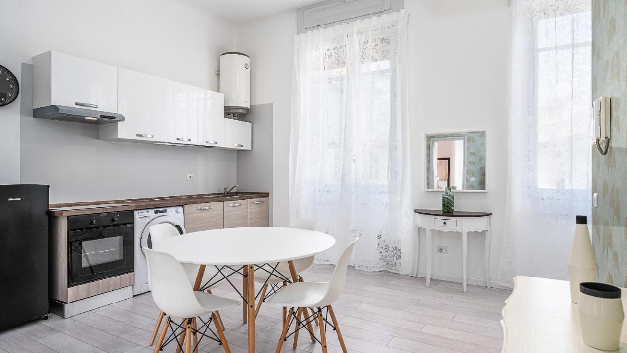 Italianway - Montello Apartamento Milão