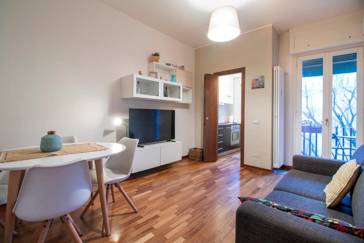 Apartment New Lomellina 34 Mailand