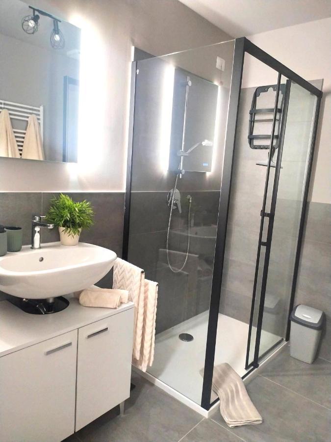 Nuovo Loft Con Terrazzo M2 Ieo Humanitas Bocconi Navigli Milão