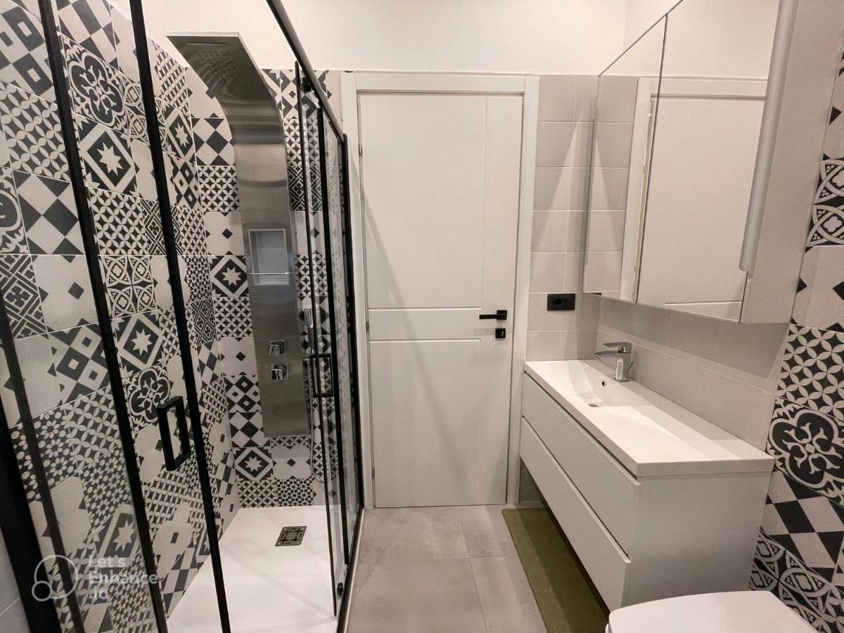 R39 Modern With Private Parking Apartment Mailand