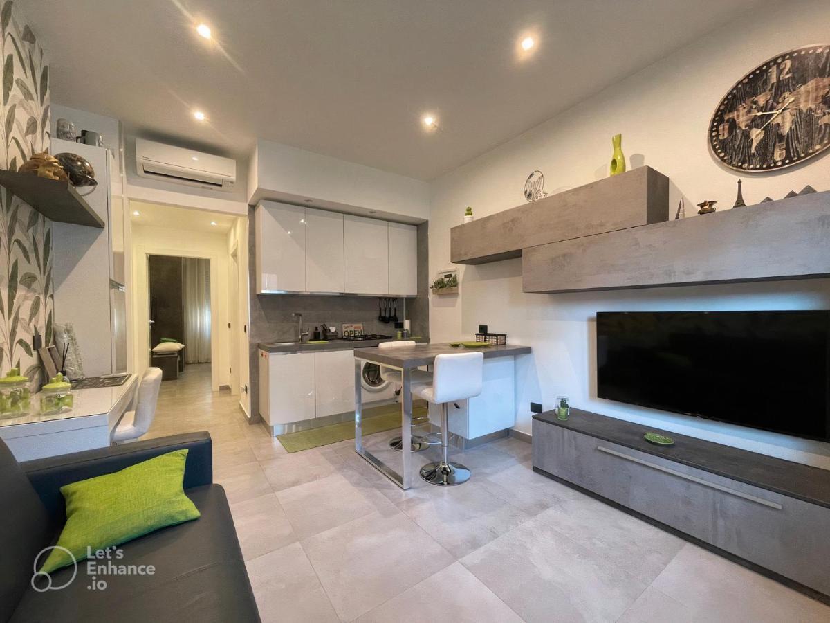 R39 Modern With Private Parking * Mailand