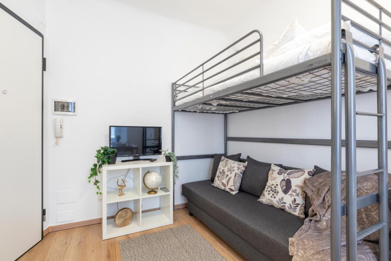 Apartment I Host - Alessi 10 *