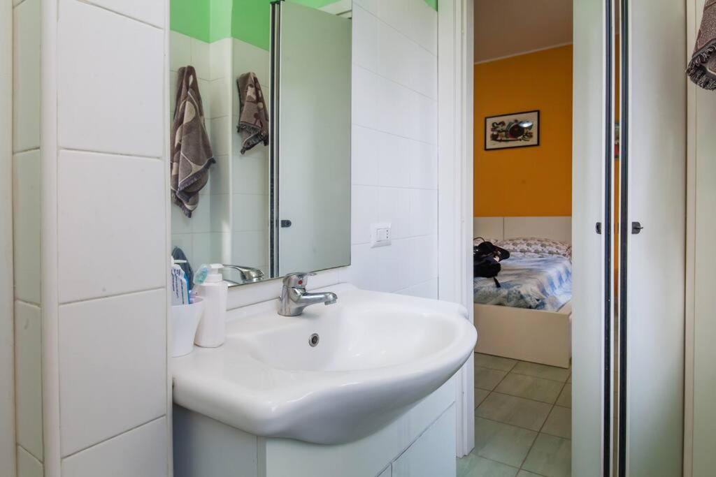 Monolocale Vicino Nuova Mm5 Apartment *