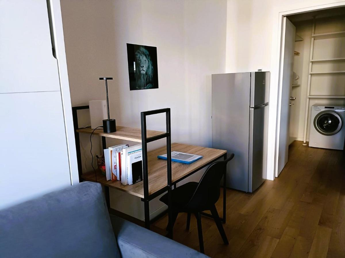 Nuovo Loft Con Terrazzo M2 Ieo Humanitas Bocconi Navigli Milão