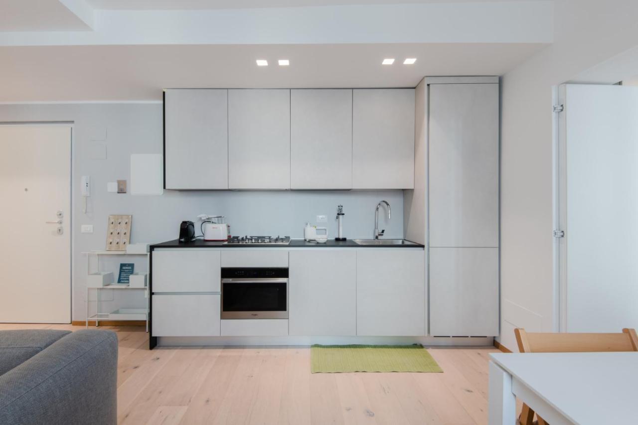 Easylife - Moderno Bilocale A Due Passi Dai Bastioni Di Porta Venezia E Dallo Splendido Parco Cittadino Indro Montanelli Apartment *