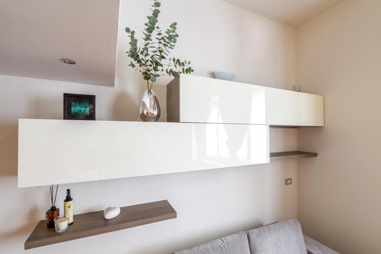 Heart Of Loft Arco Della Pace Apartment *
