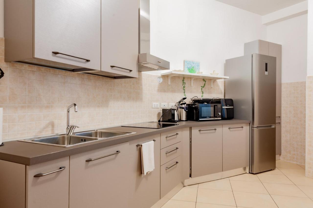 Bnbutler - Pellegrino Rossi, 42 - Ampio E Comodo Per 5 * Mailand