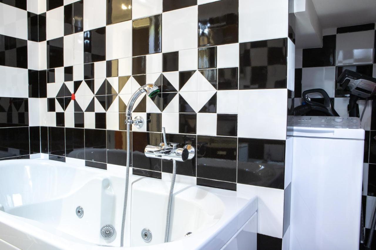 Comfortable Flat In Porta Romana Apartment *