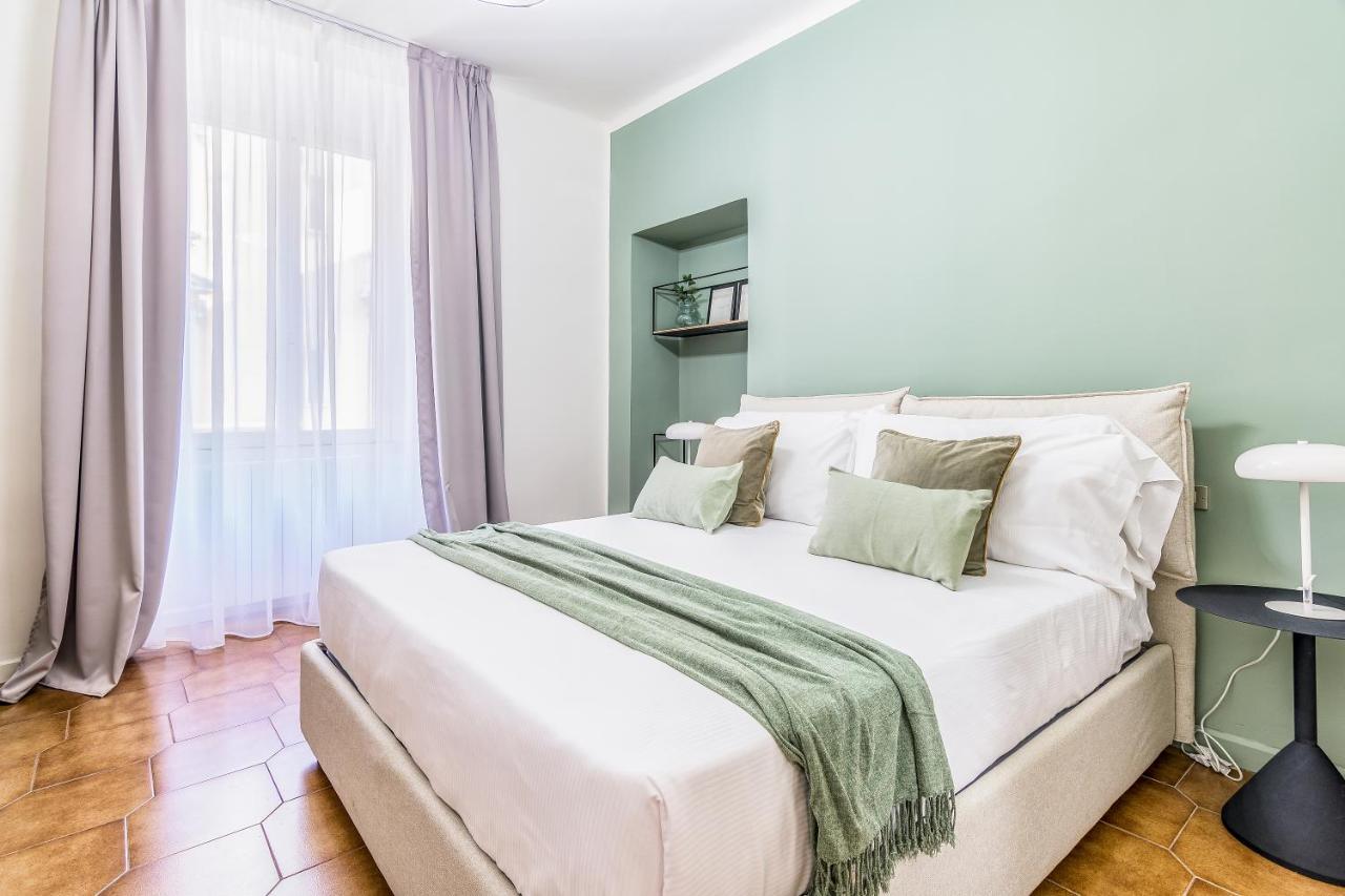 Apartment Beplace In Porta Garibaldi Milan