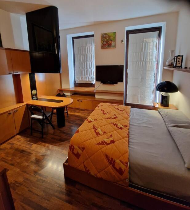 Apartamento Osti 3 Beautifully Furnished Milão