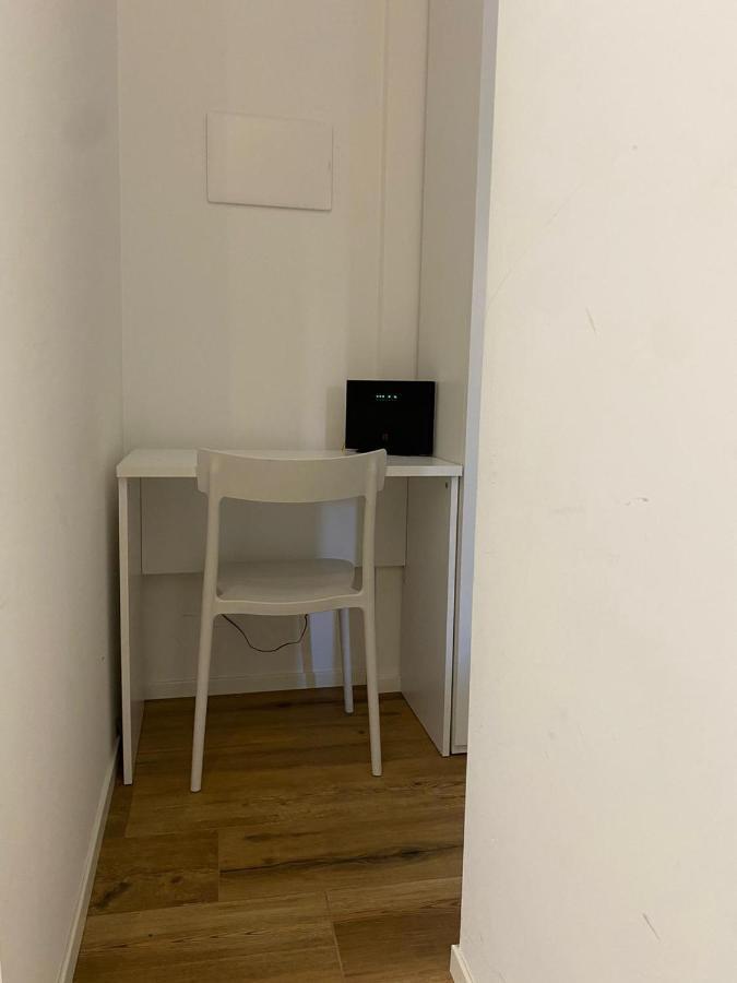 Isola Studio *