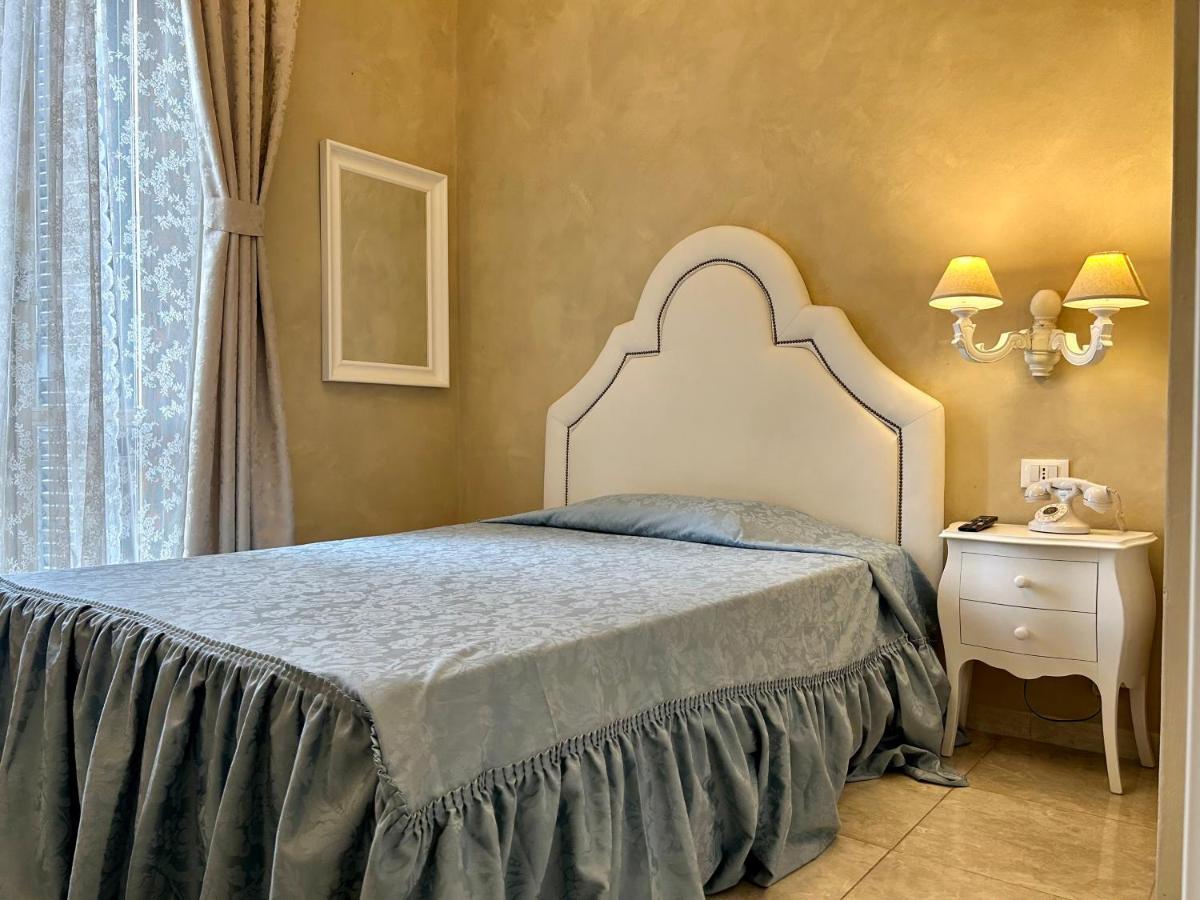 Boutique Calais Hotel