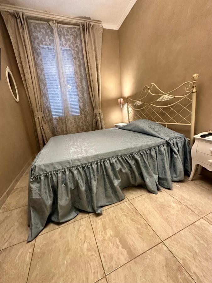 Boutique Calais Milão