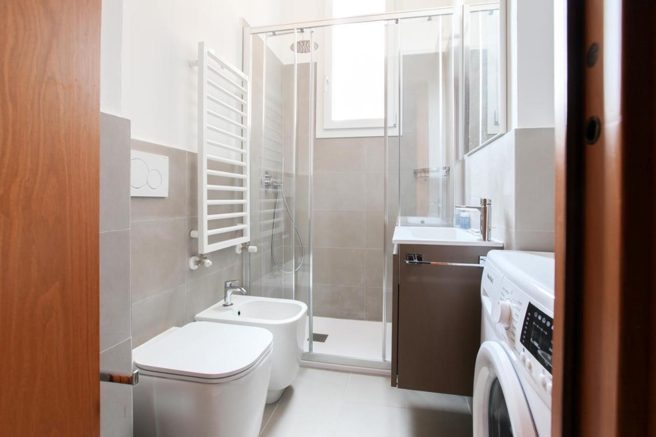 Tortona Design Flat