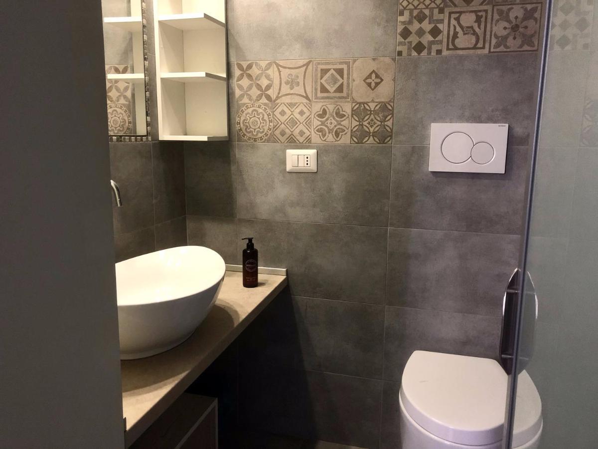 Relstay - Porta Venezia - Studio Apartamento Milão