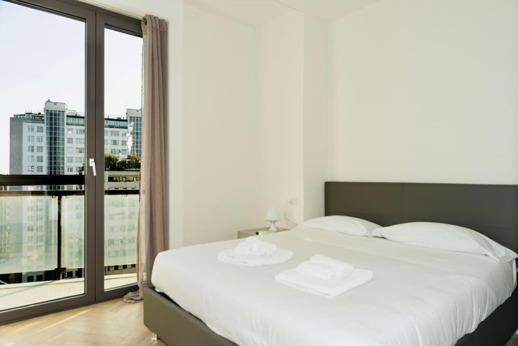 Apartment Sky View -porta Nuova- 7 Con Terrazzo *