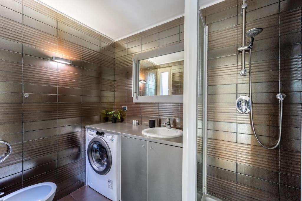 Napoleone's Nest - Elegant And Apartamento
