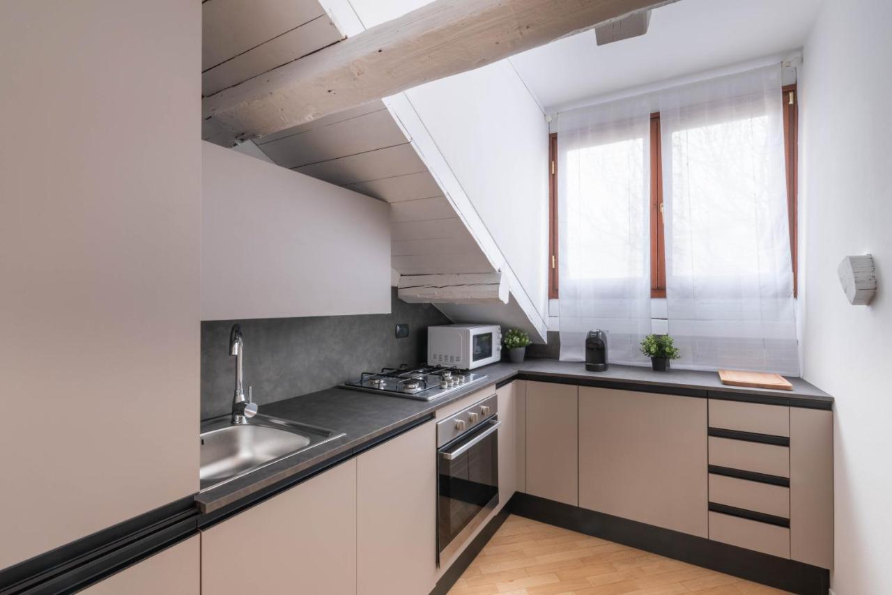 Brera Flat Near Duomo Apartment Milan