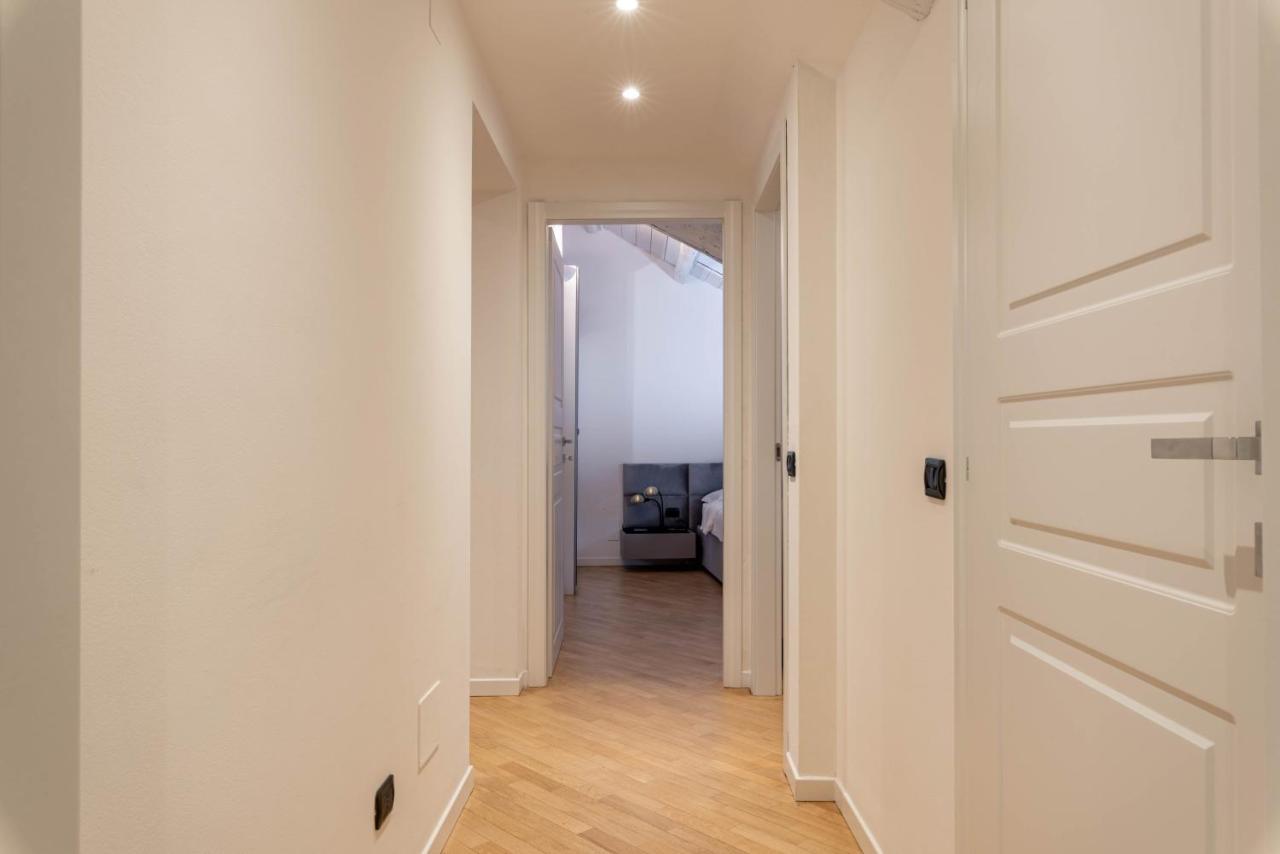 Brera Flat Near Duomo Apartment Milan