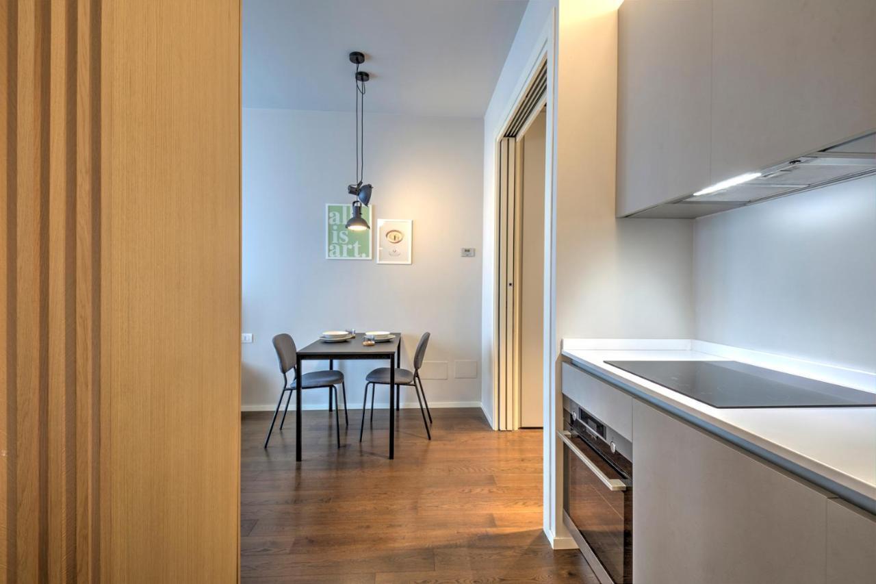 V. Veneto - Porta Venezia - Centro Apartment