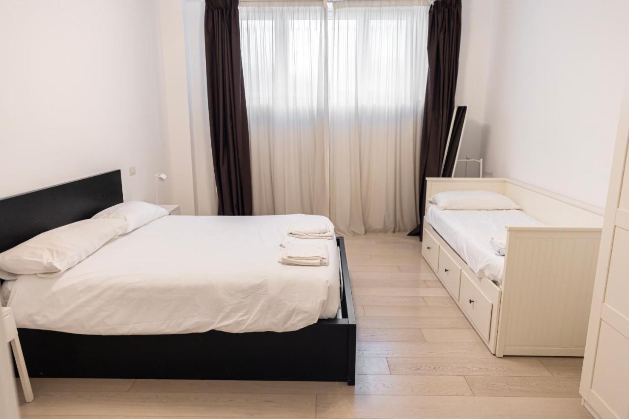 Elegante E Spazioso Quadrilocale In Porta Venezia Apartment