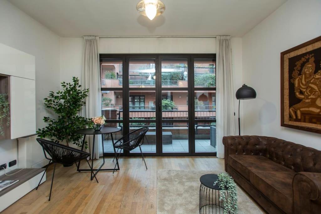 Stazione - Nuovo E Moderno Appartamento. Apartment *
