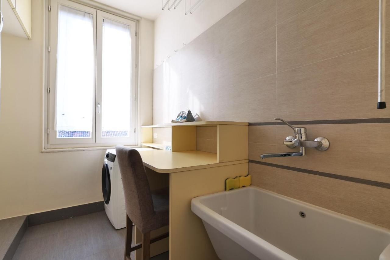 Lux Penthouse Palestro Milão