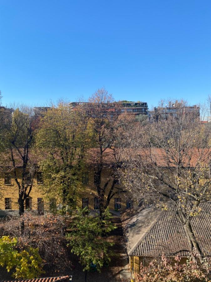 Bilocale Di Design Con Vista In Crocetta Quadronno Milan