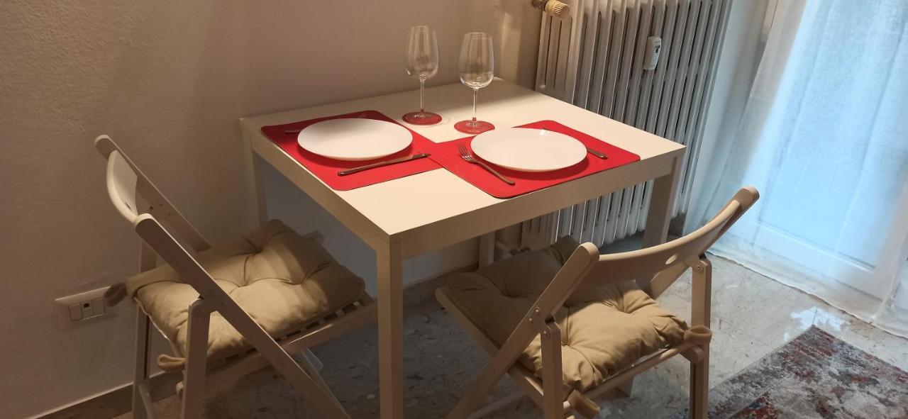 Smart Porta Venezia Fashion District Apartment