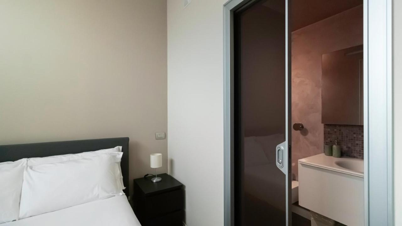 Italianway - Naviglio Pavese 6 * Mailand