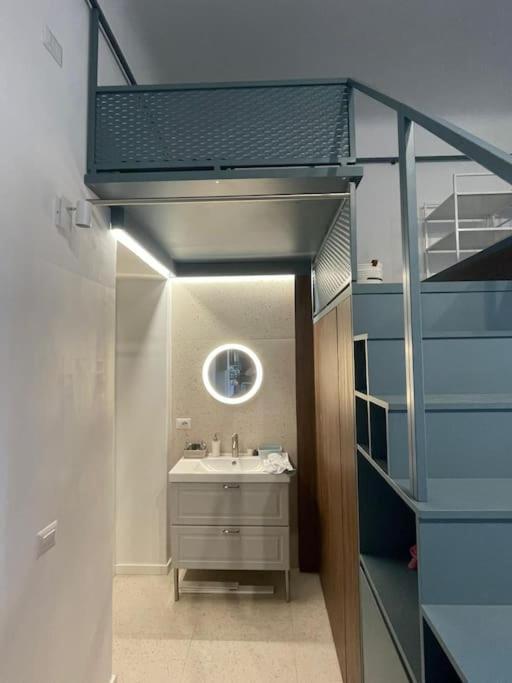 Lovely Flat In Bocconi Apartment *