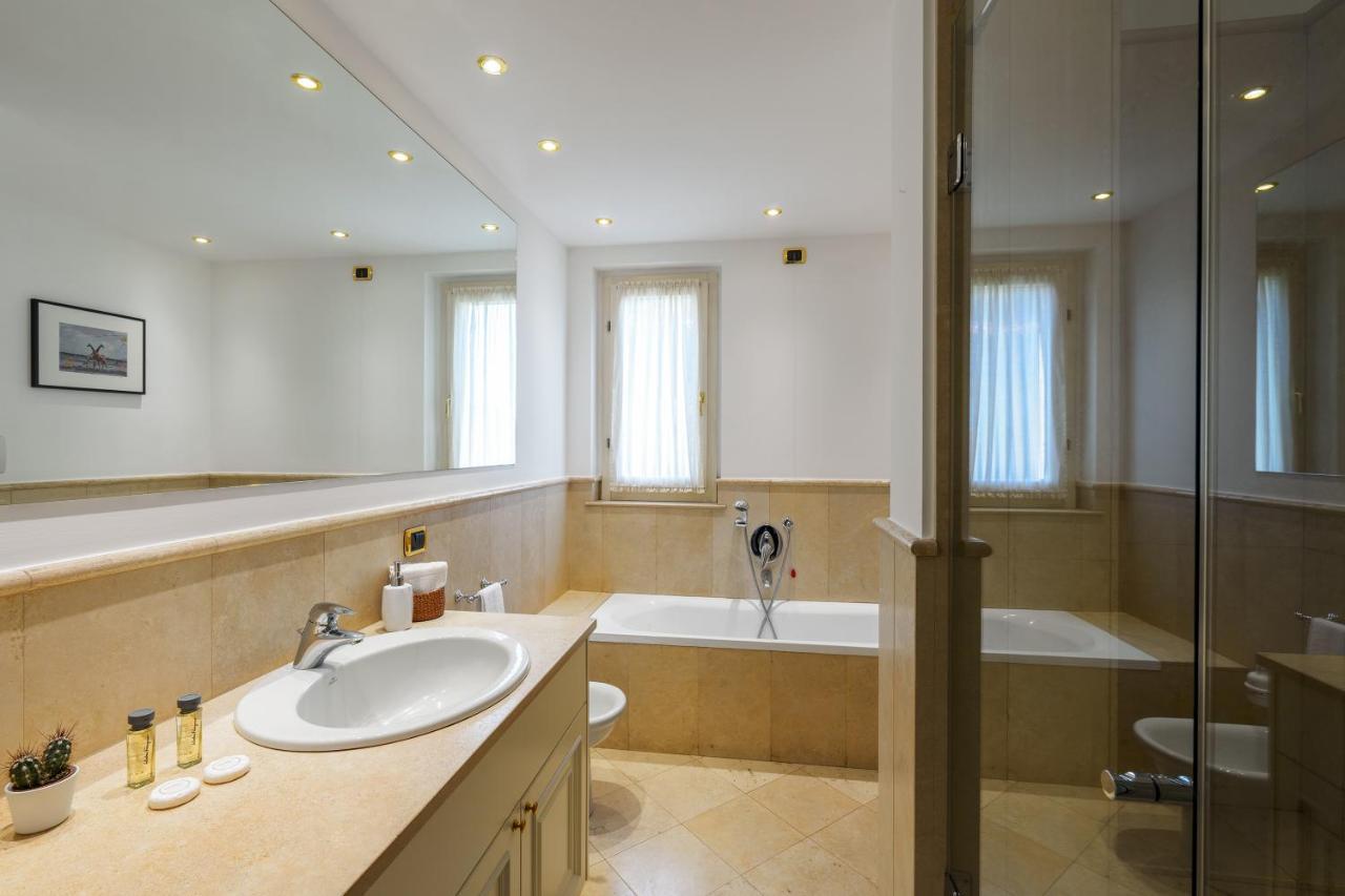 Apartamento Montenapoleone-duomo Attico Di Lusso E Parcheggio Privato