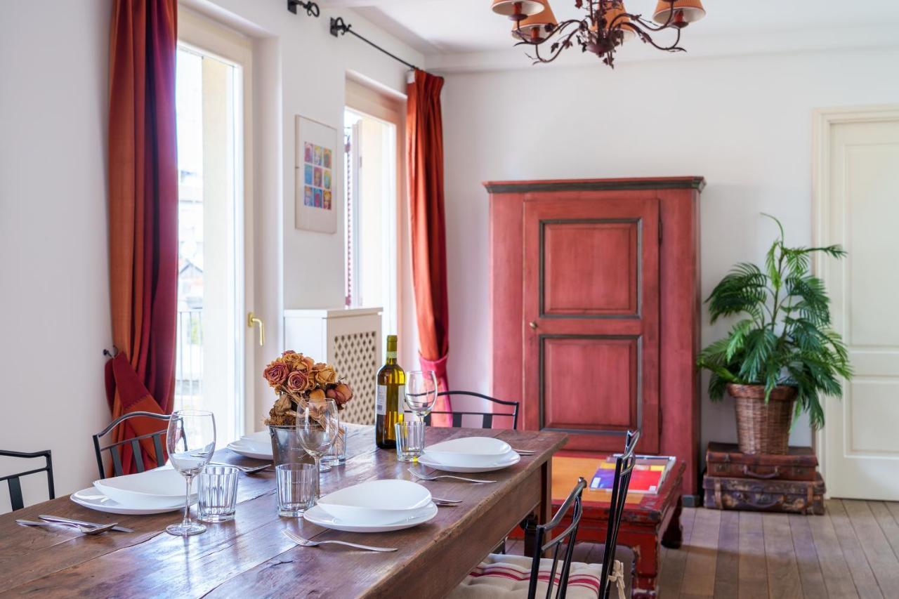 Montenapoleone-duomo Attico Di Lusso E Parcheggio Privato Apartamento Milão