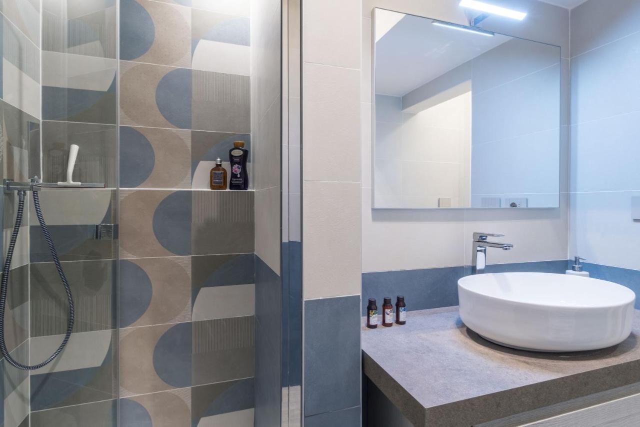 Easylife - Stile E Comfort In Porta Venezia Apartment