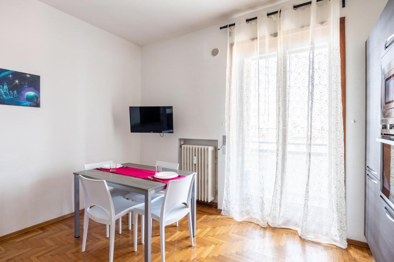 Terrazza Con Vistacasa Con Parcheggio Gratuito * Mailand