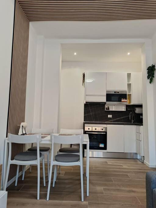 Lucania25 Apartment