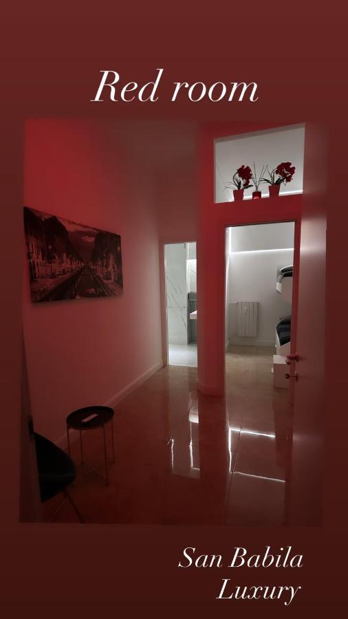 San Babila - Luxury Milanese Apartamento