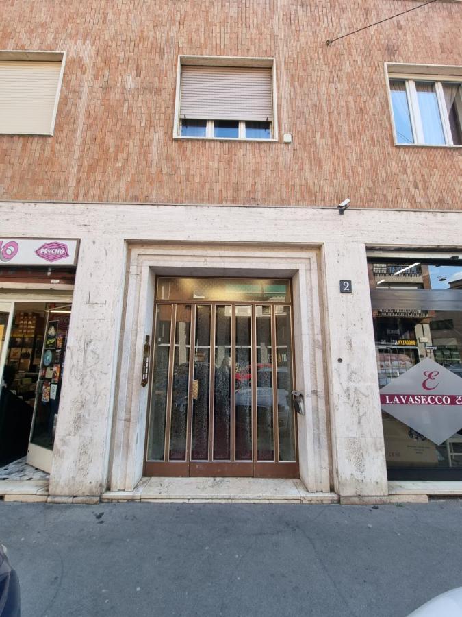 Apartment Spazioso Con Terrazzo Navigli , Bocconi Mailand