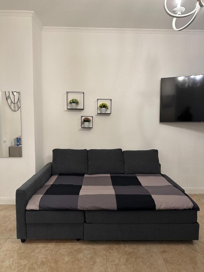 San Babila - Luxury Milanese Apartamento Milão