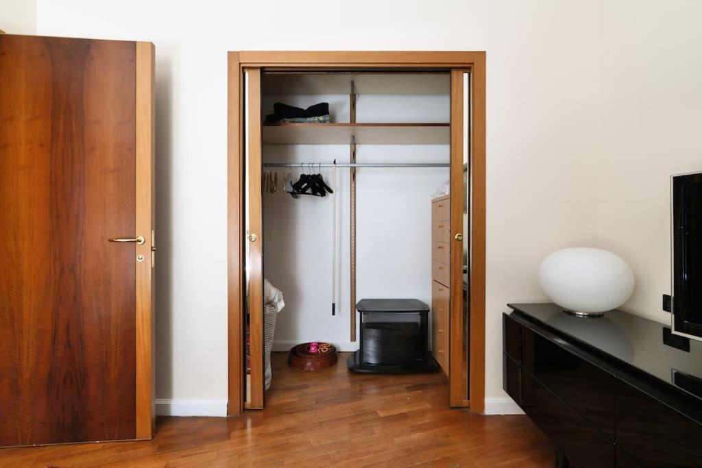 Large And Elegant In Missori Duomo Apartment *