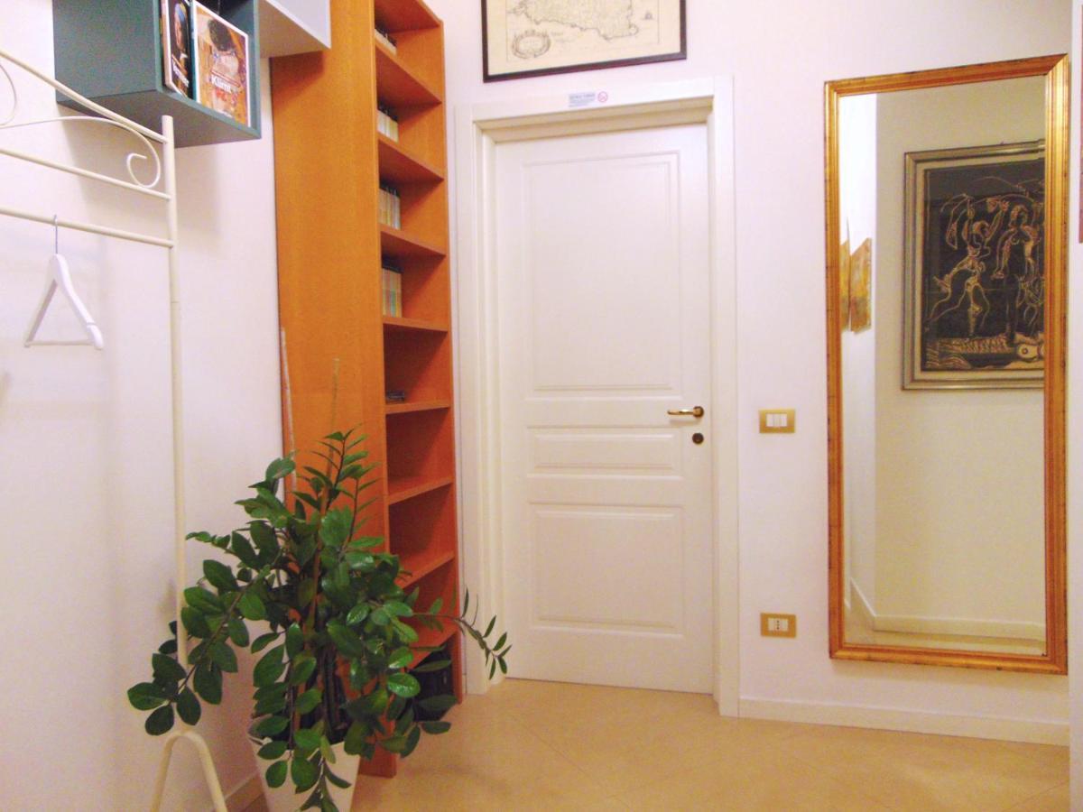 The Bedroom In Hospedagem domiciliar Milão