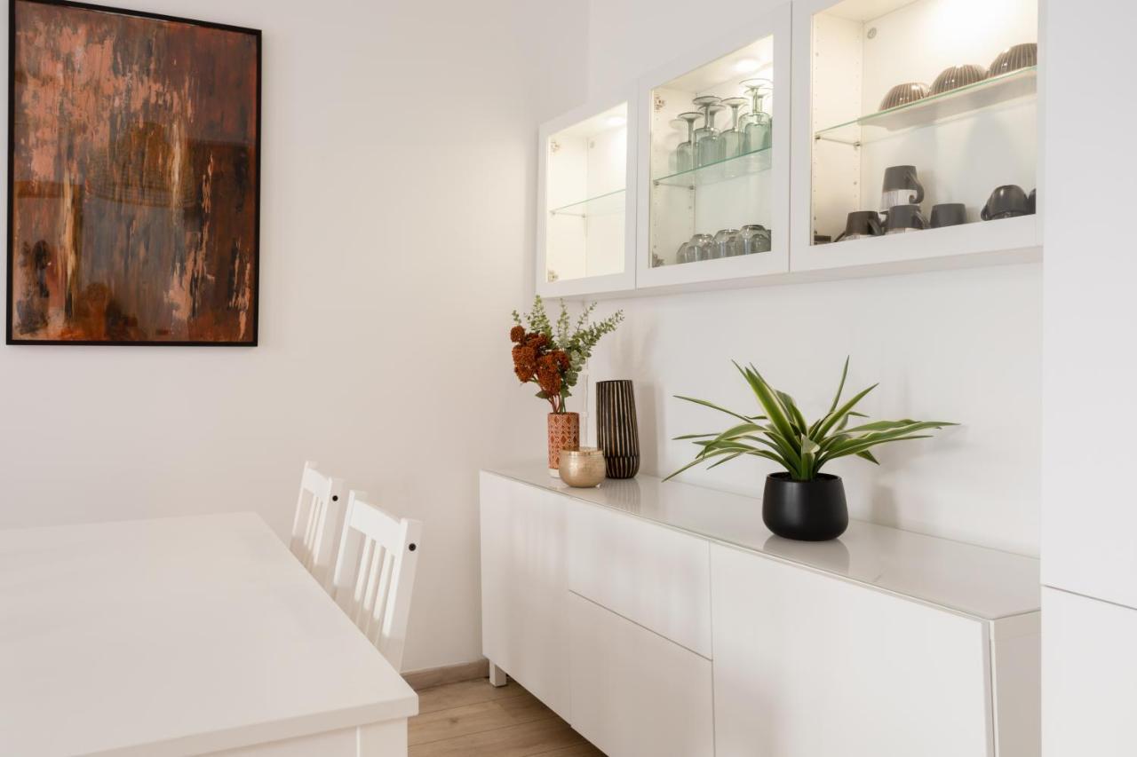 Xenia - Enjoy Porta Venezia In Modern Apt- 10 Min From Duomo Apartment
