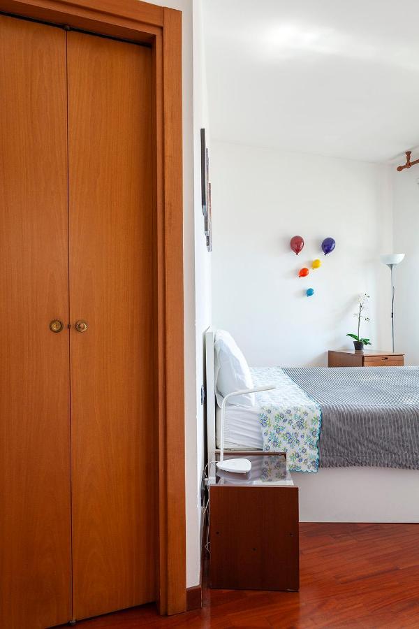 Stazione - Ariel - Luminoso Con Terrazzo Fino A 6 Posti Letto Mailand
