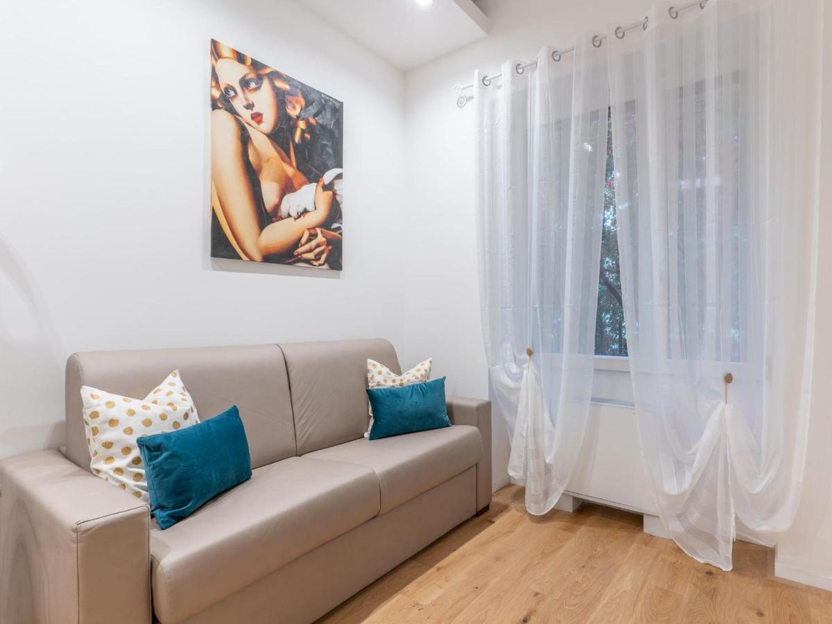 The Rent - Gorgeous One-bedroom In Ticinese Apartamento Milão