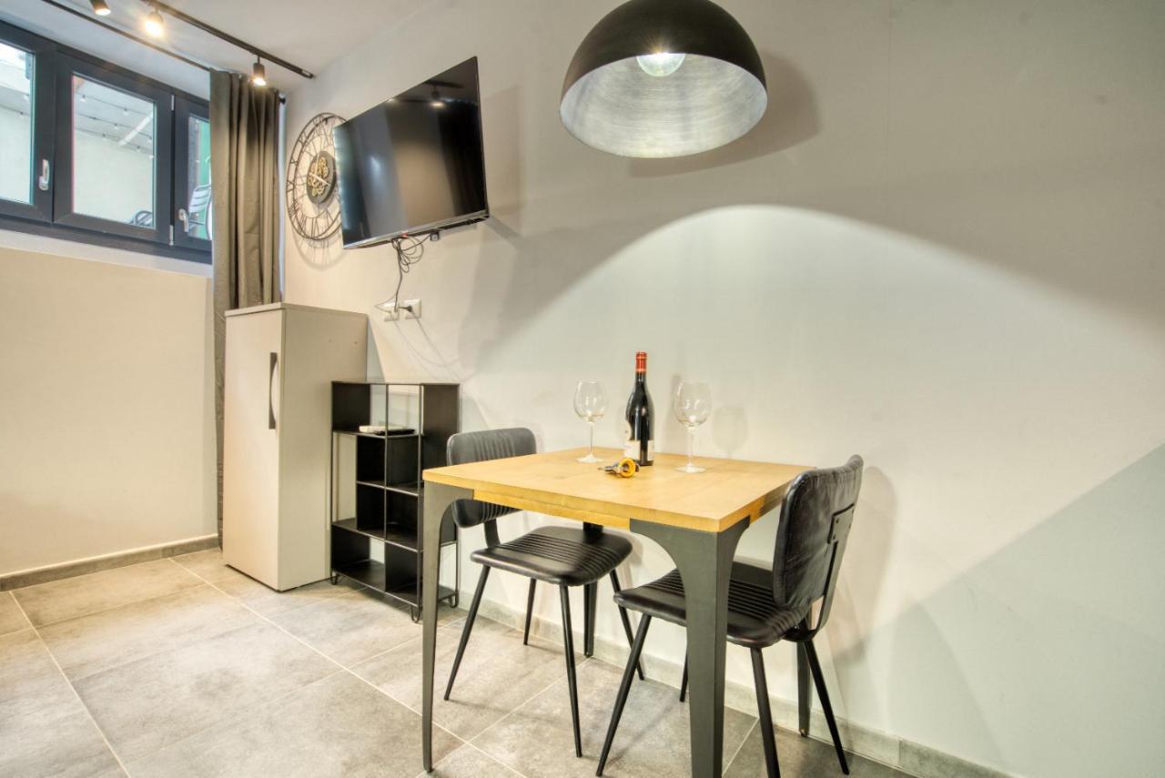 Casa de hóspedes Italianflat - Angolino Dei Navigli *