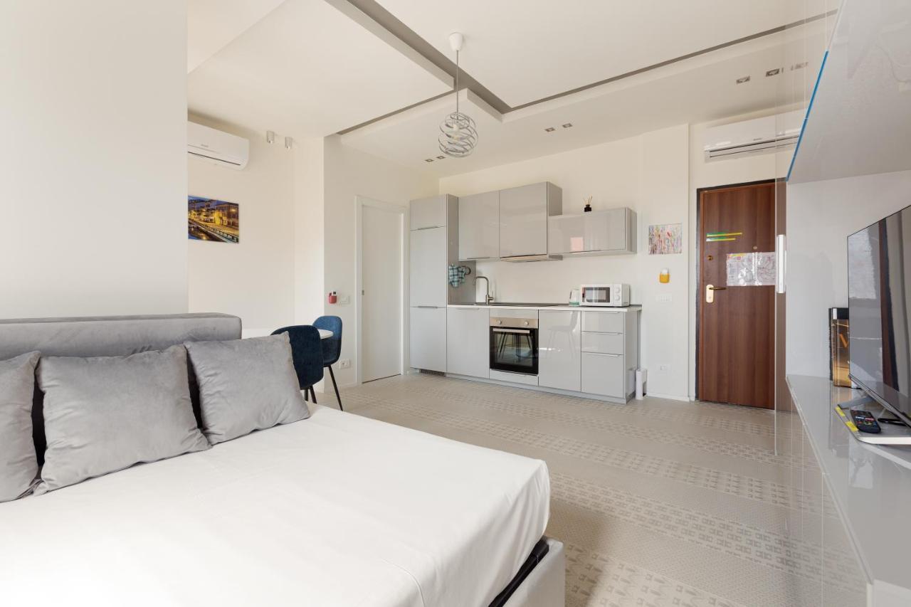 Renovated Apts Apartamento
